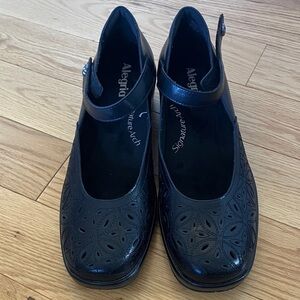 Alegria Mary Jane Black Floral Cutout Flats